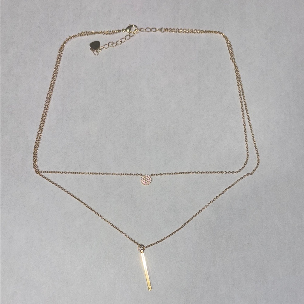 Elegant Gold Layered Necklace